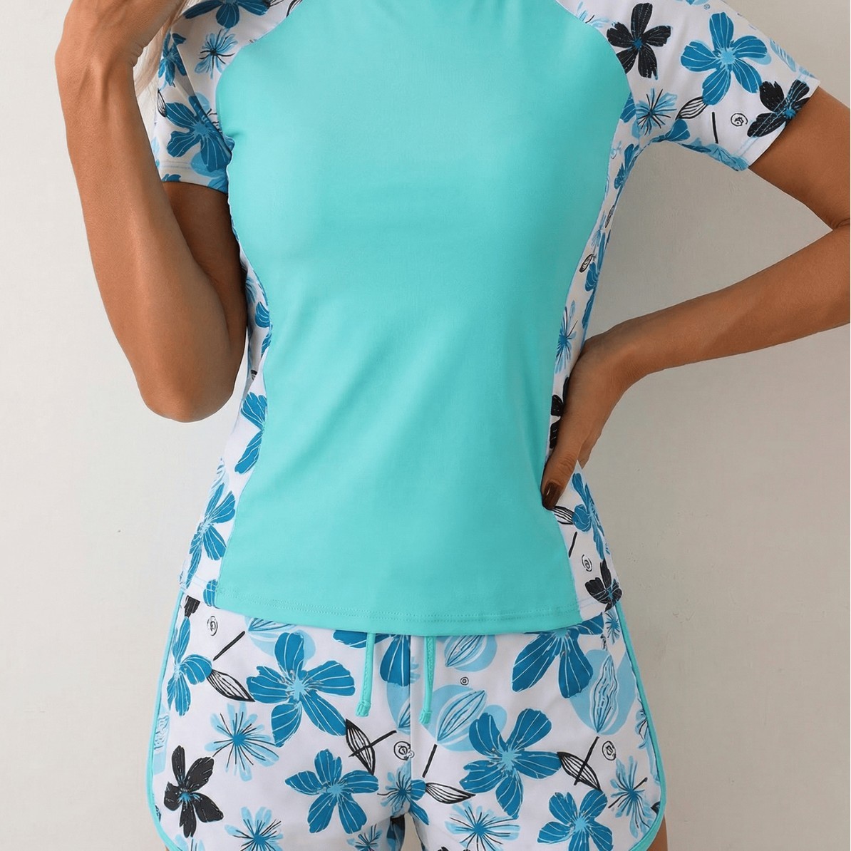 Woman Tankini With Shorts Crop - огляд і ціна Shorts